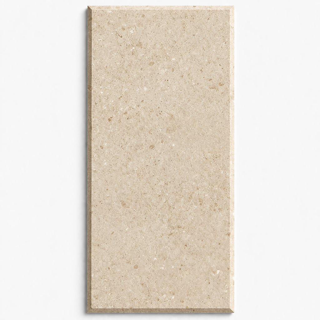 Плитка из Акушинского кремового песчаника 350х750х22