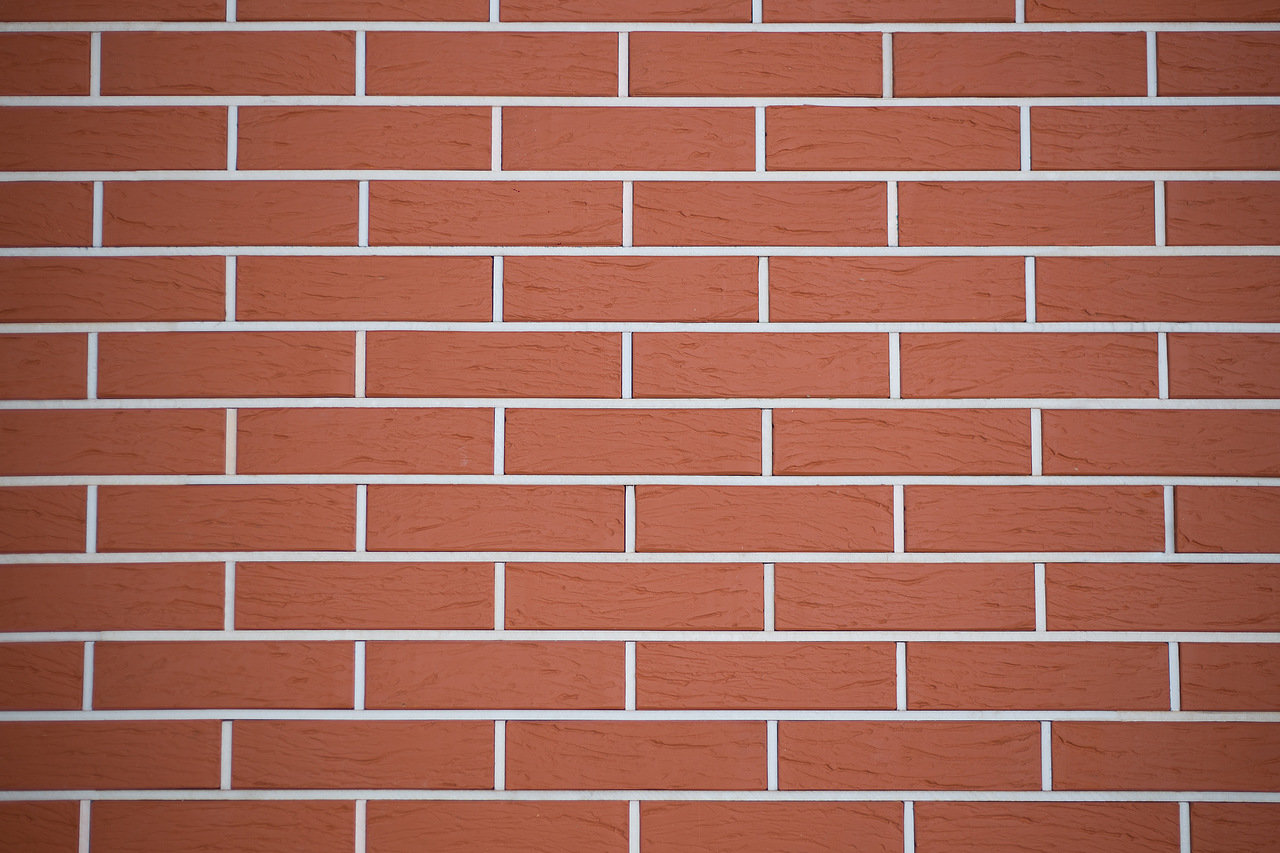 Облицовочный кирпич Керма Евро 0,7 НФ Красный рустик